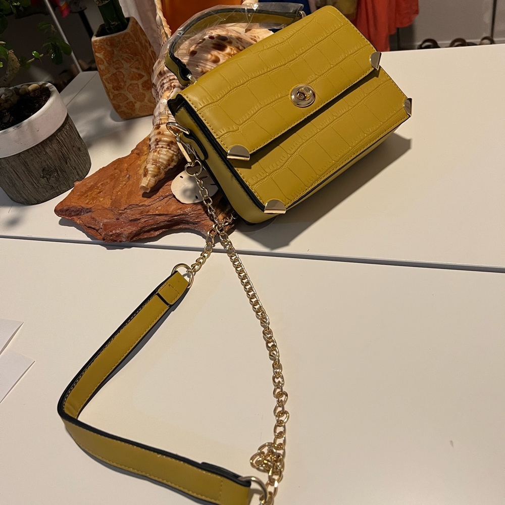 Vegan bags handbags hotlist made from plant leather